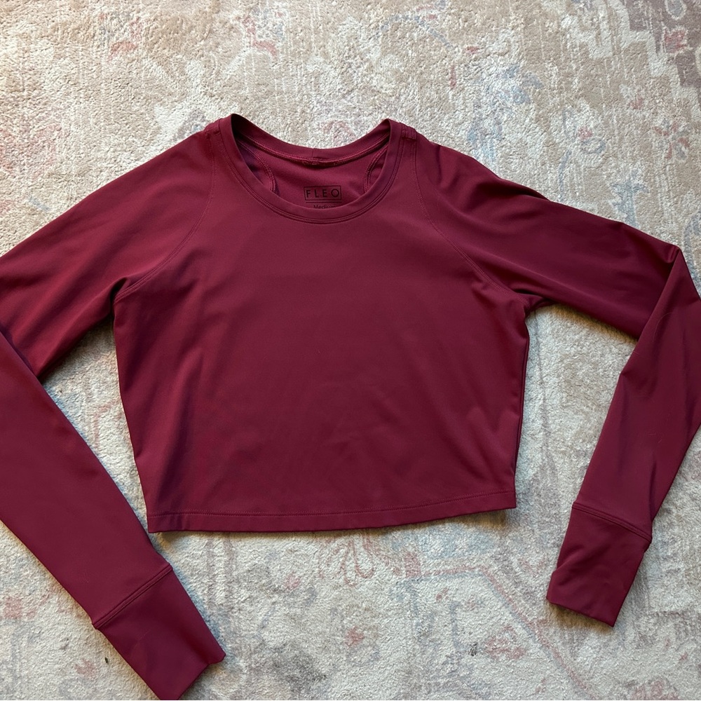 Fleo Burgundy Long Sleeve Crop Top